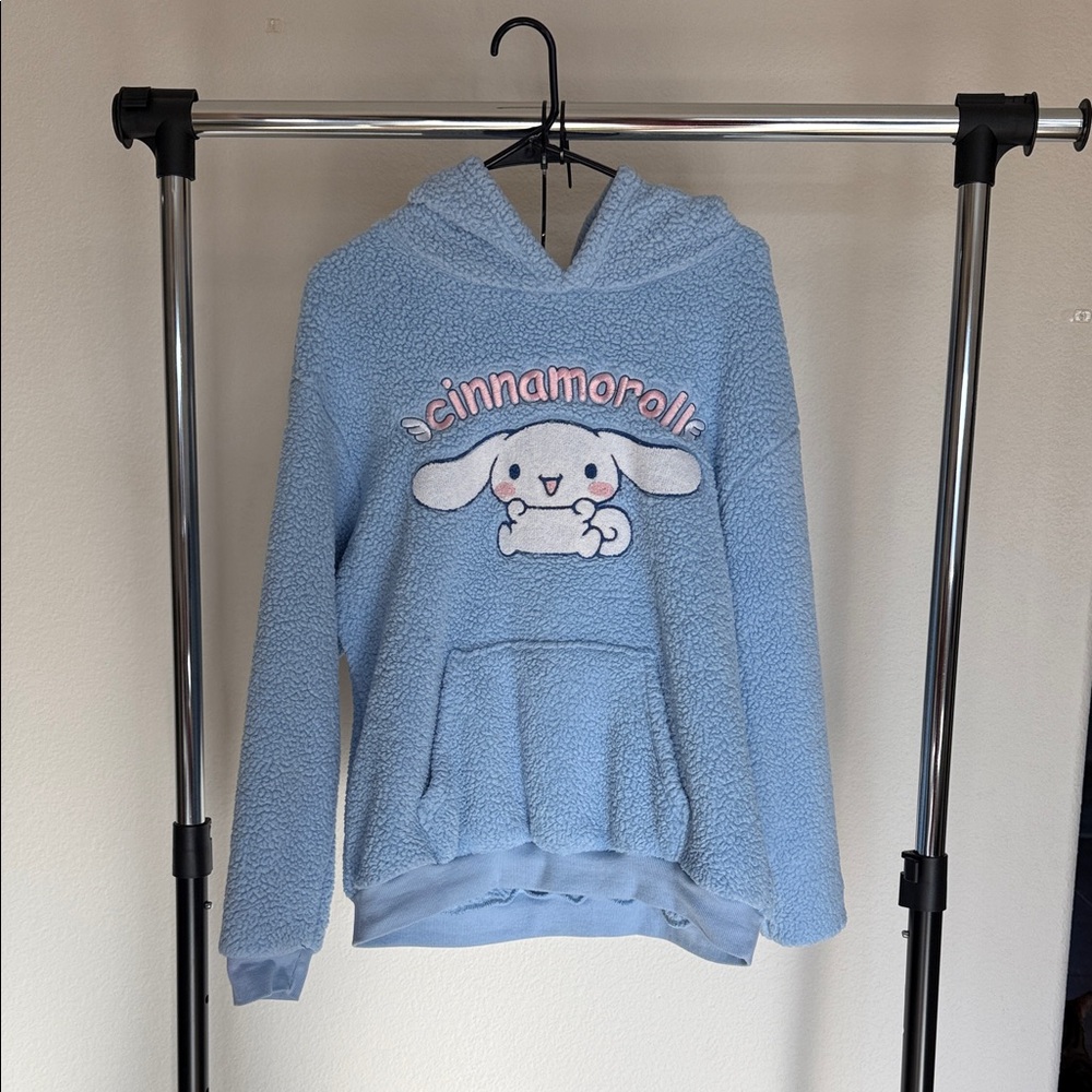 Sanrio Fluffy Baby Blue Cinnamoroll Hoodie